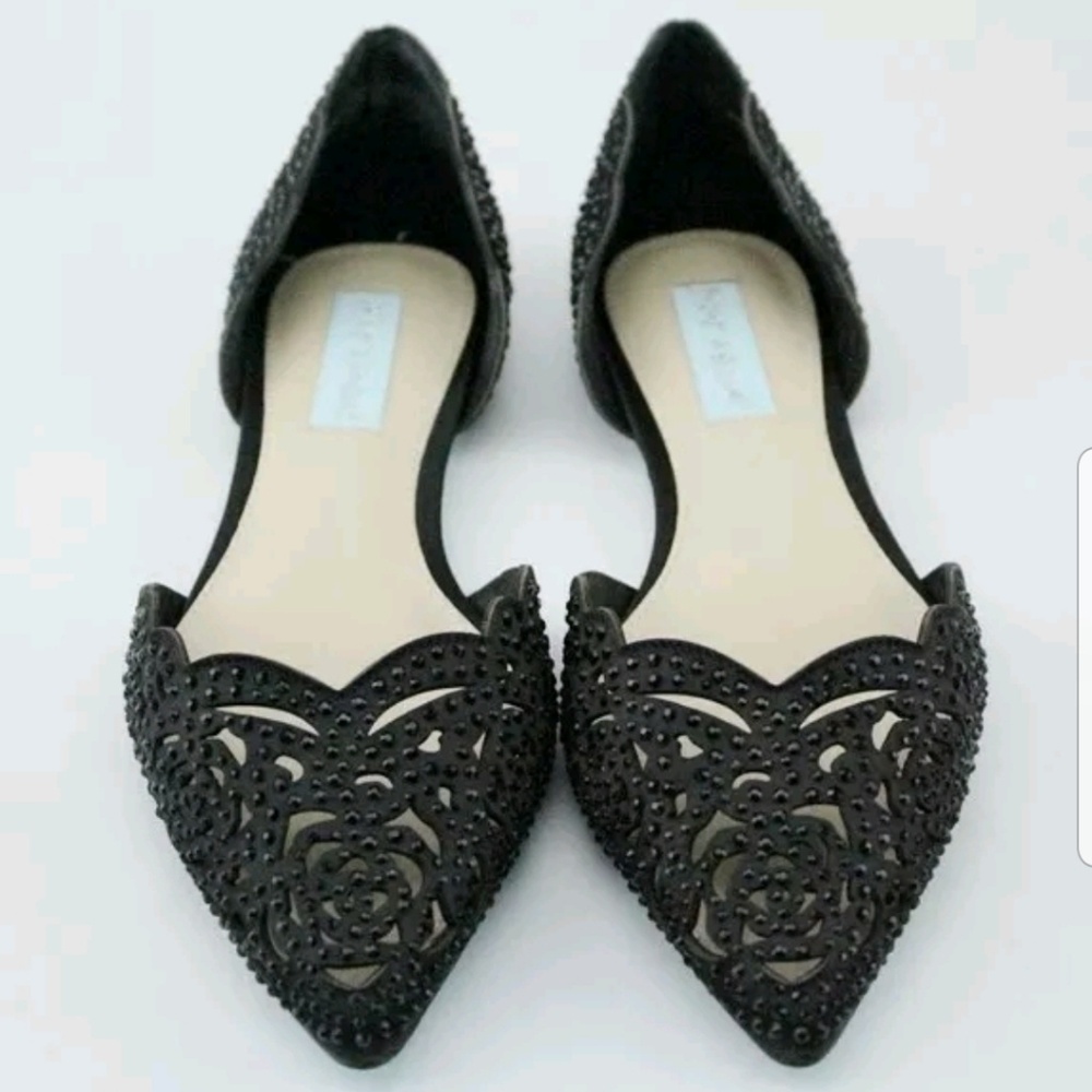NWT Betsey Johnson Lucy Satin Flats